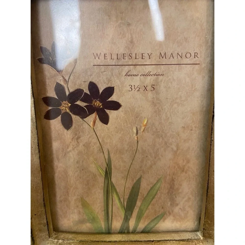Wellesley Manor Gold Ornate Scroll Picture Frame 3.5x5 Baroque Vintage Style